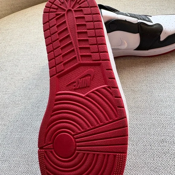 Nike Jordan 1 Retro Low Slip On Black White Red NBY AV3918-102 Women’s Size 9.5 - Picture 5 of 9